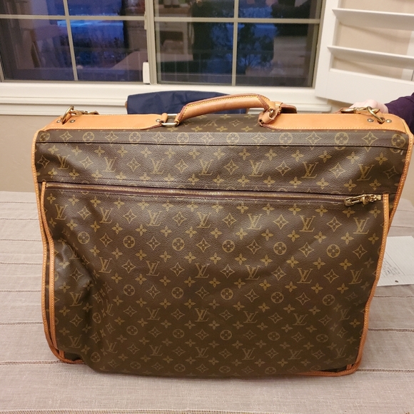 Vintage Louis Vuitton Garment Bag - Picture 2 of 3